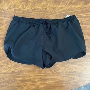 Womens size medium Quick Dry athletic shorts